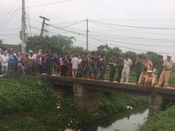 20170417182216-anh-3