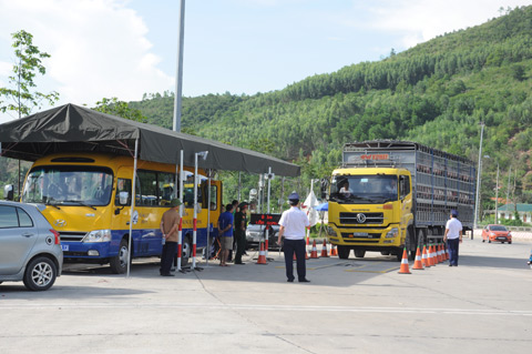 images985755_kiem_tra_xe