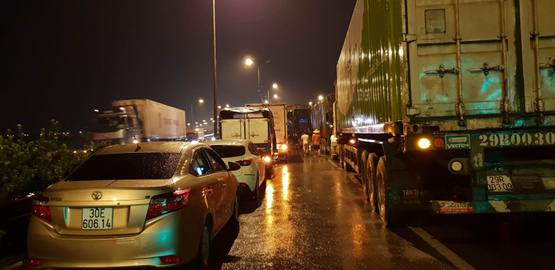 35388250_1702491326464657_3882507649396244480_n