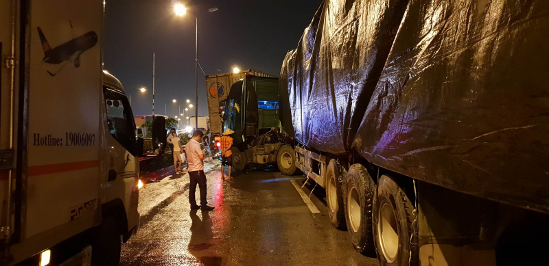 35273599_1702491299797993_8648372174727413760_n