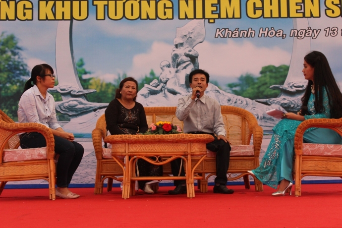 Giao luu than nhan, cuu binh Gac ma