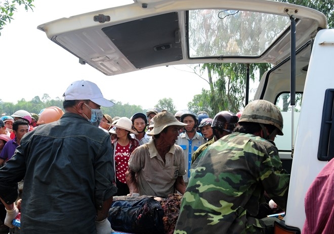 anh-hien-truong-TNGT-tham-khoc-quang-ngai-2