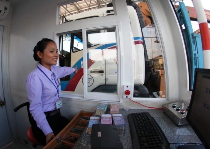 van-minh-than-thien-tram-thu-phi-nam-binh-dinh-phu