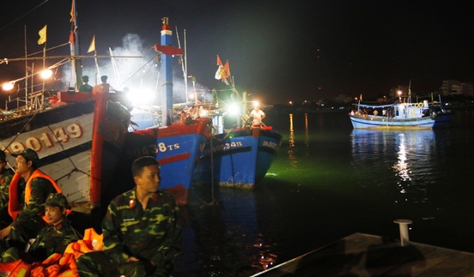 trang-dem-tim-kiem-nan-nhan