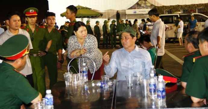 trang-dem-tim-kiem-nan-nhan-7