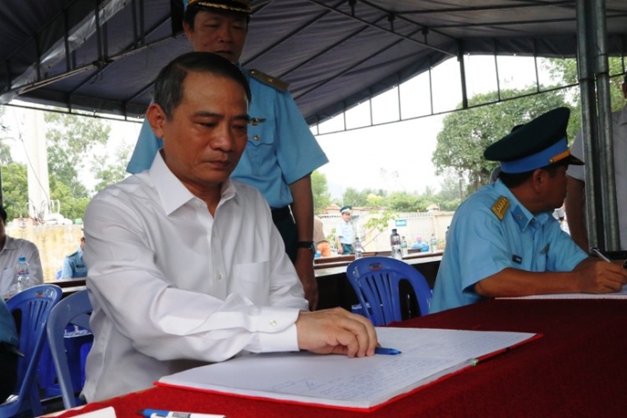 bo-truong-vieng-hoc-vien-hi-sinh-7