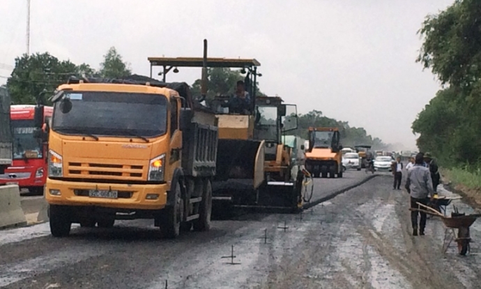 thong-xe-1-vet-Ql1-Quang-Nam-noi-Quang-Ngai-3.