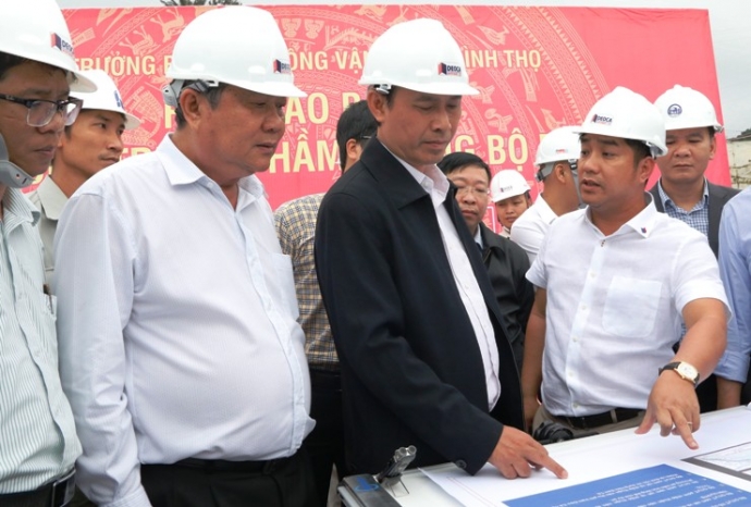 thi- cong-xuyen-Tet-deo-ca-5