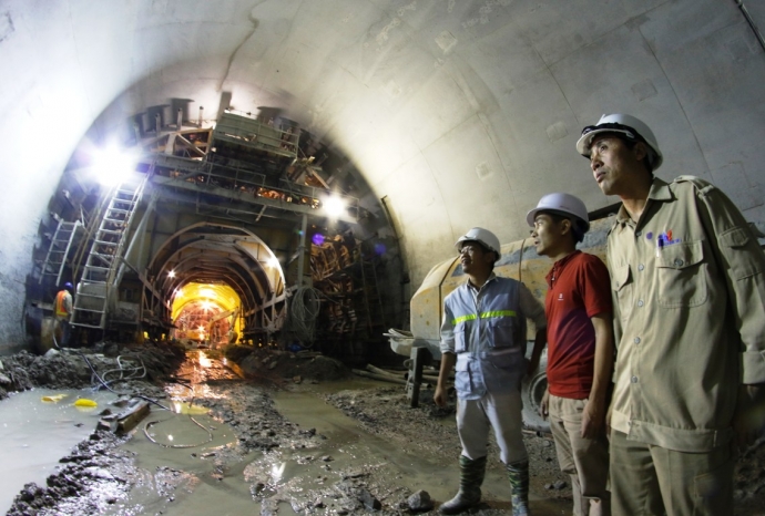 anh 3. thi cong Tet Deo Ca