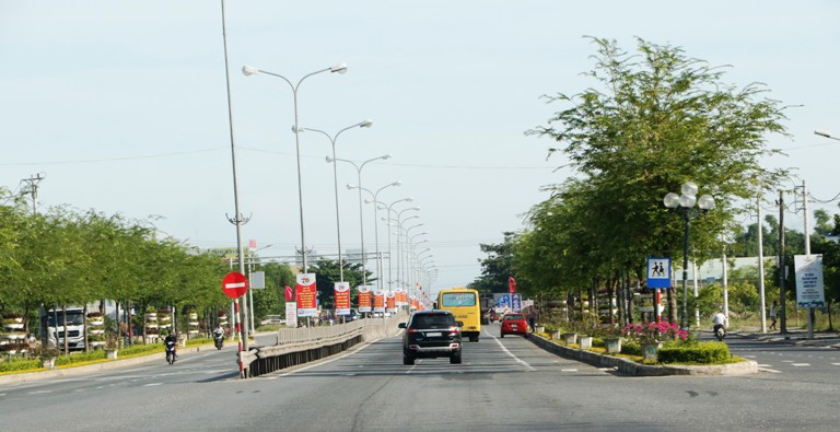 dong-bo-cua-ngo-tam-ky-12