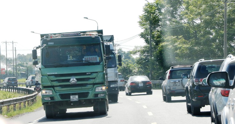 dong-bo-cua-ngo-tam-ky-9