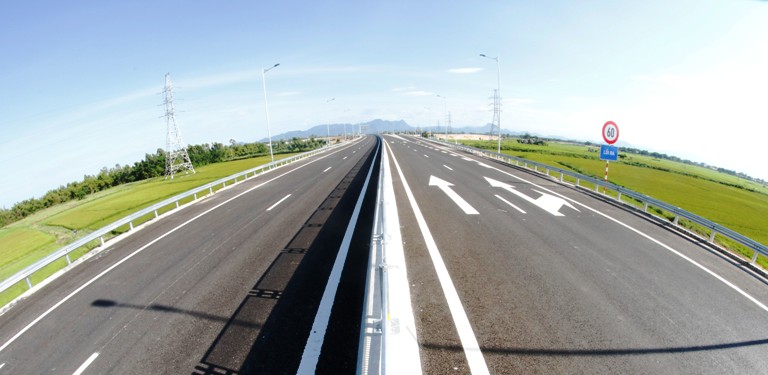 thong-xe-cao-toc-Dn-Tam-ky-10