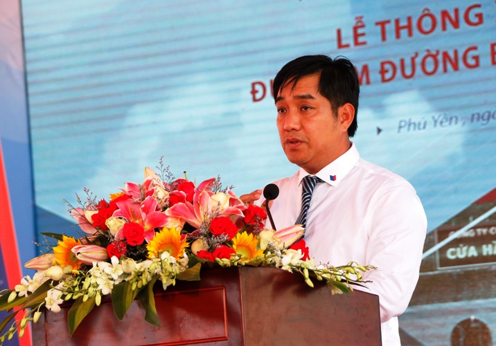 thong-xe-toan-tuyen-ham-deo-ca