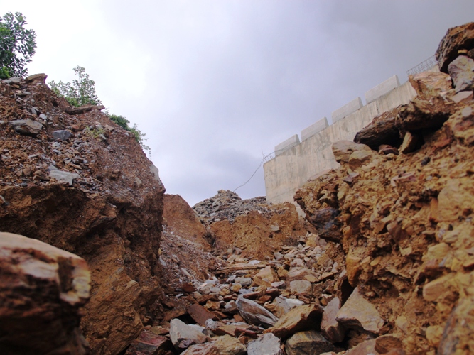 sat-lo-la-son-tuy-loan