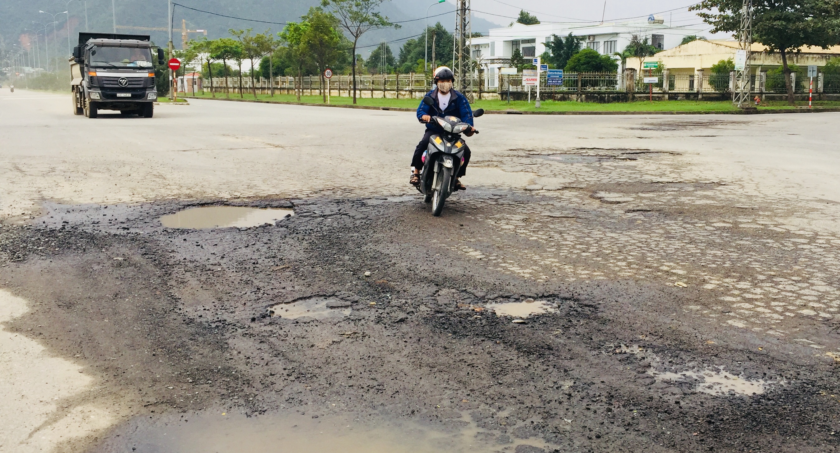 4F5B0AC8-10FD-46B4-A094-C329B4439BBE.