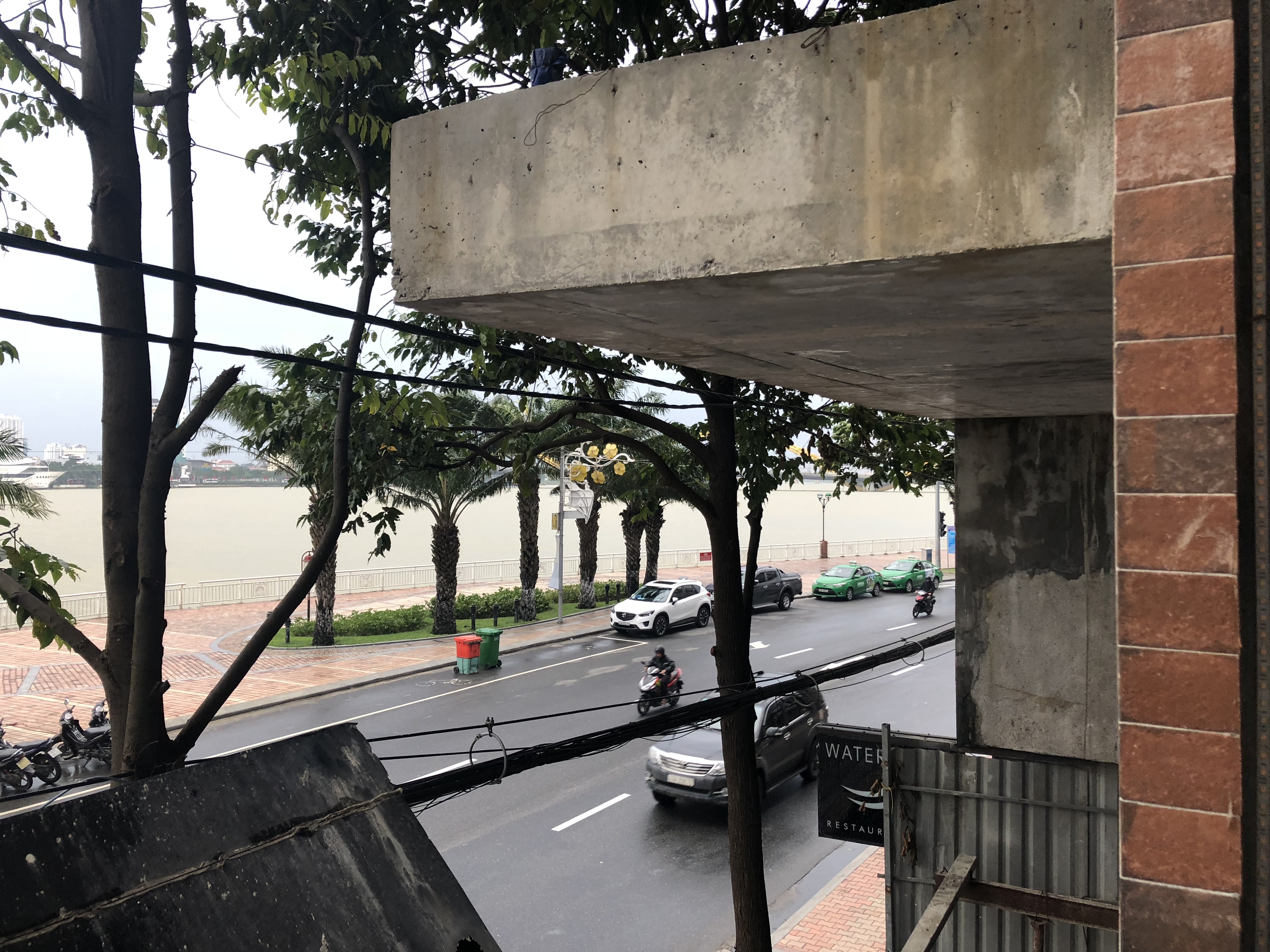 84580E30-B128-4783-8697-4336065278F2.