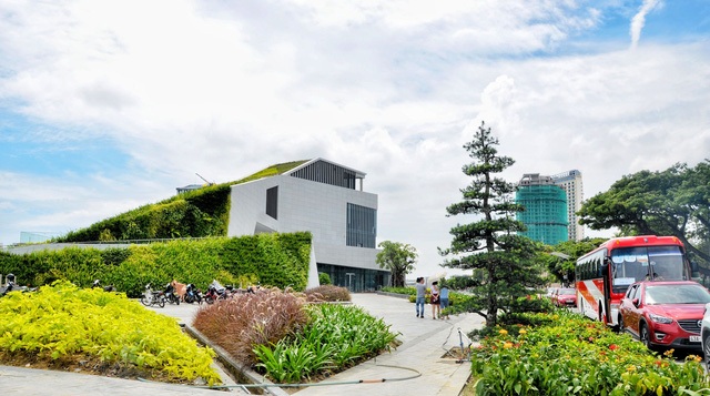 nha-hang-vu-nhom-song-han-2