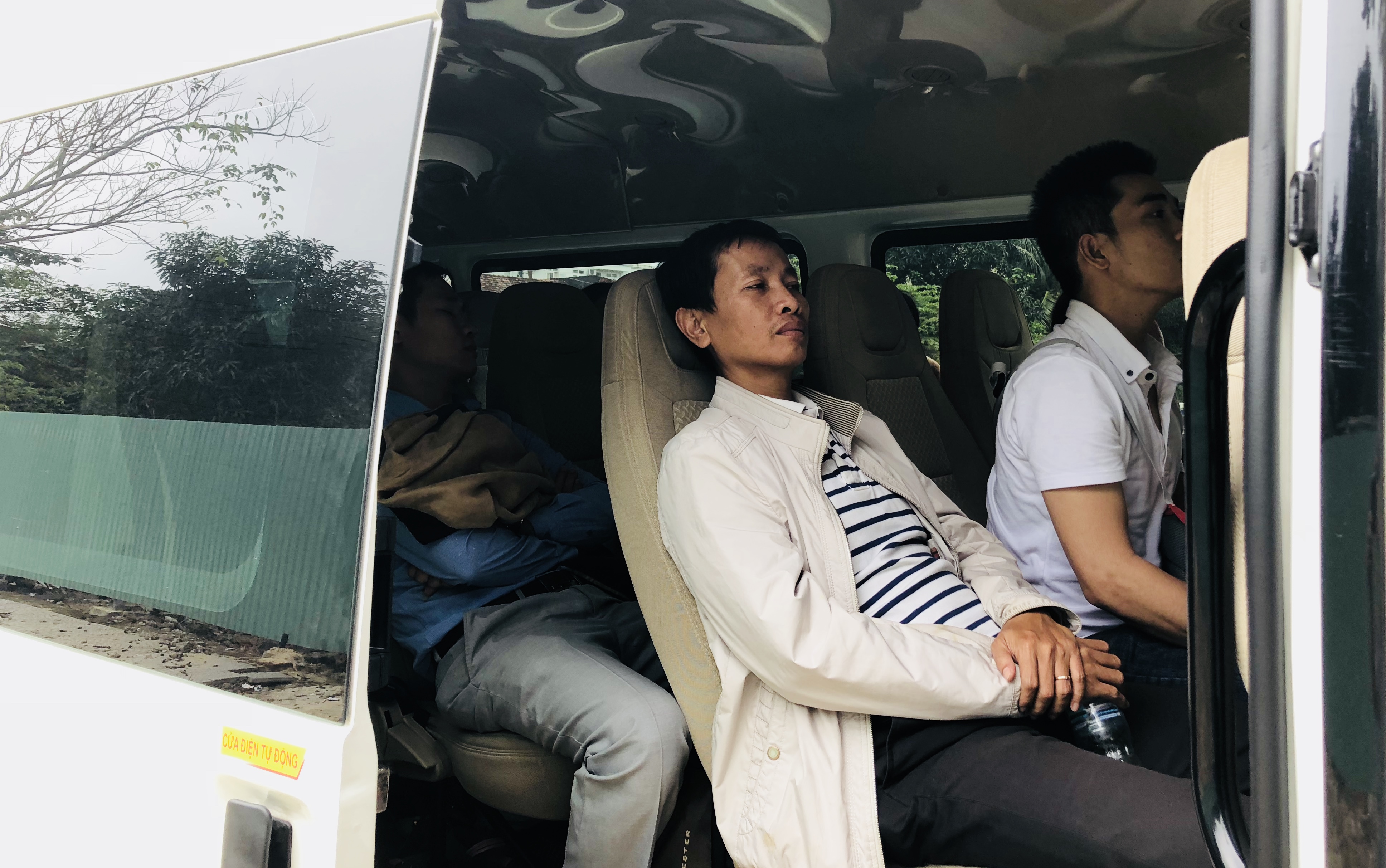 65664E36-37E2-42CF-A2F4-41F8EEE75BD8.