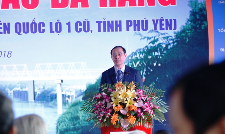 khoi-cong-cau-da-rang-3