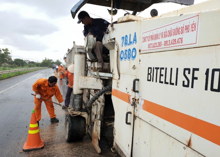 sua-chua-hu-hong-ql1-phu-yen (11)