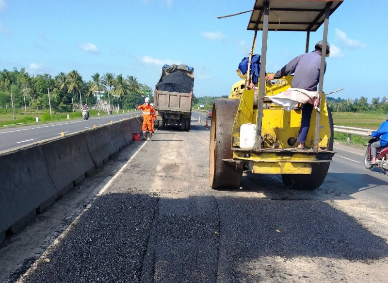 sua-chua-hu-hong-ql1-phu-yen 15