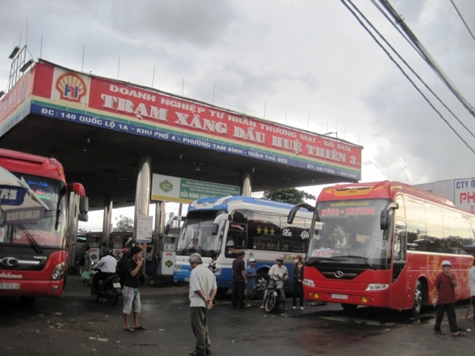 Trạm xăng dầu Huệ Thi&ecirc;n 3 ở phường Tam B&igrave;nh, quận 