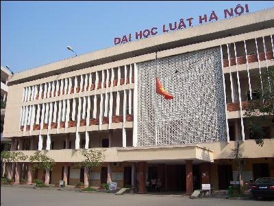 dai-hoc-luat-ha-noi-cong-bo-diem-nhan-ho-so-xet-tu
