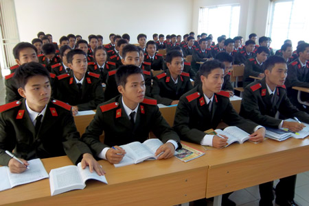 dh-ky-thuat-hau-can-cand