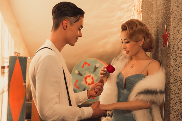 085359_chang-soai-ca-tay-trong-mv-talk-to-me-cua-c