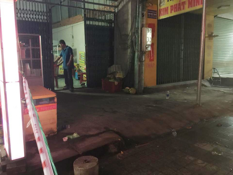 an-mang-hai-vo-chong