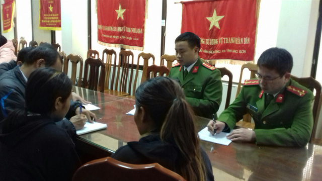 ban-giao-2-nan-nhan-mua-ban-nguoi-cho-dsq-cmpuchia