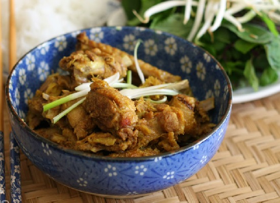 mon-ngon-cuoi-tuan-vit-nau-gia-cay-5