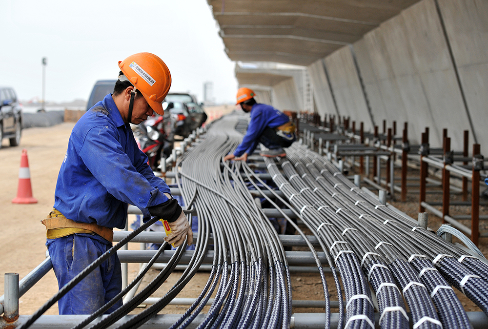 ngam-cau-vuot-bien-dai-nhat-dong-nam-a-sap-khanh-t