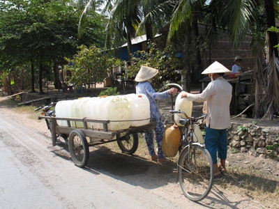 kh&aacute;t nước sạch