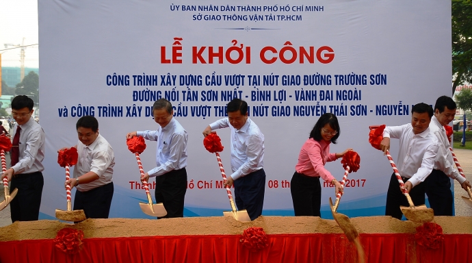Lễ khởi c&ocirc;ng dự &aacute;n x&acirc;y cầu vượt n&uacute;t giao đường Trư