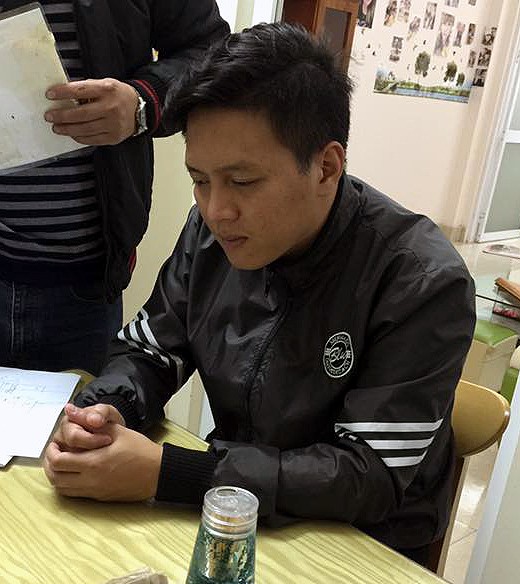 be trai 10 tuoi bi bao hanh1