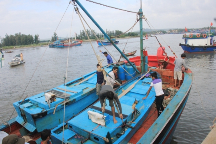 Lam- ro- vu- ngu- dan- Quang- Ngai- bi- ban- chet-