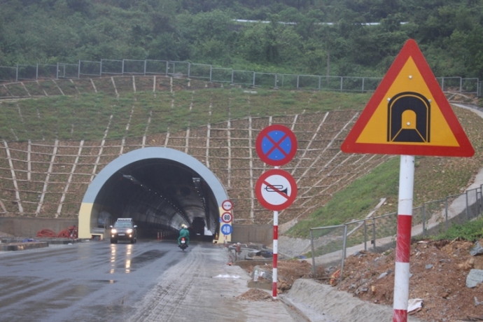 O- to- xe- may- chinh- thuc- luu- thong- qua- ham-