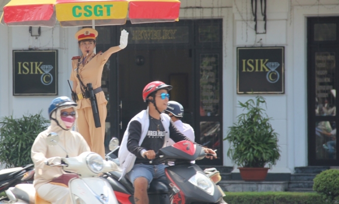 Thua- Thien- Hue- tang- cuong- dam- bao- ATGT- van