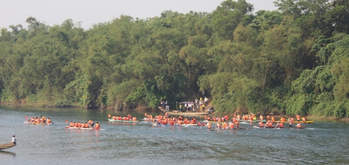 Soi- noi- giai- dua- thuyen- ky- niem- ngay- sinh-