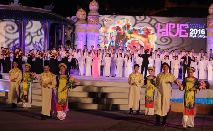 Khai- hoi- su- kien- van- hoa- nghe- thuat- dac- s