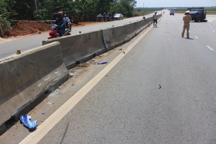 Chay- xe- may- nguoc- chieu- nguoi- dan- ong- bi- 