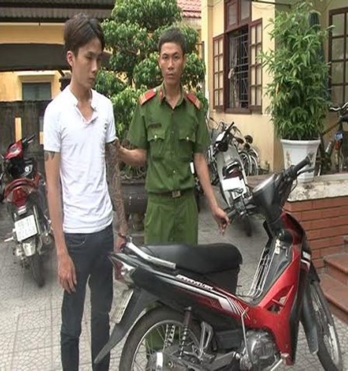 Doi- tuong- da- xe- bi- cong- an- phuong- tom- sau