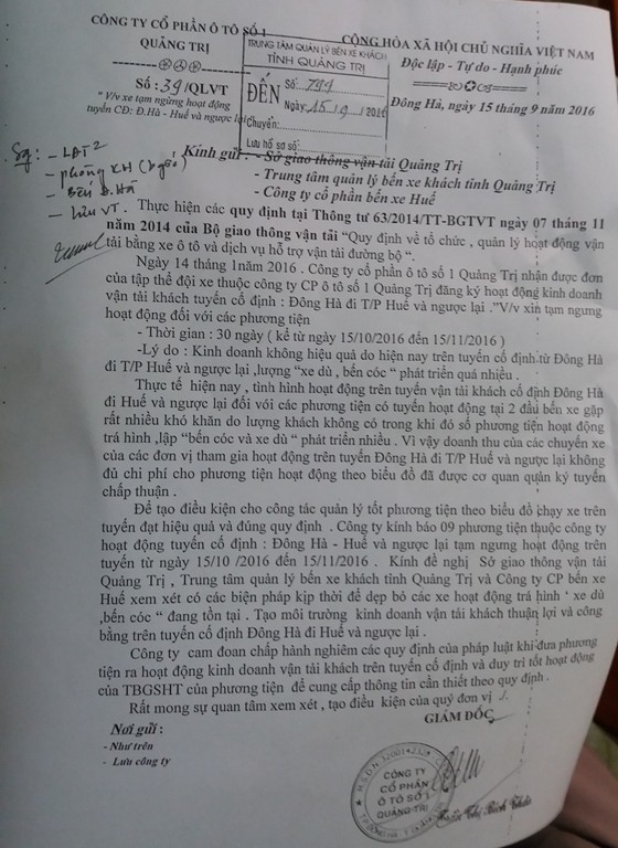 Xe- khach- Dong- Ha- Hue- dong- loat- xin- nghi- c