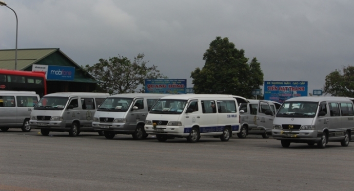 Vu- dong- loat- xin- nghi- chay- 1- thang- Cac- ch