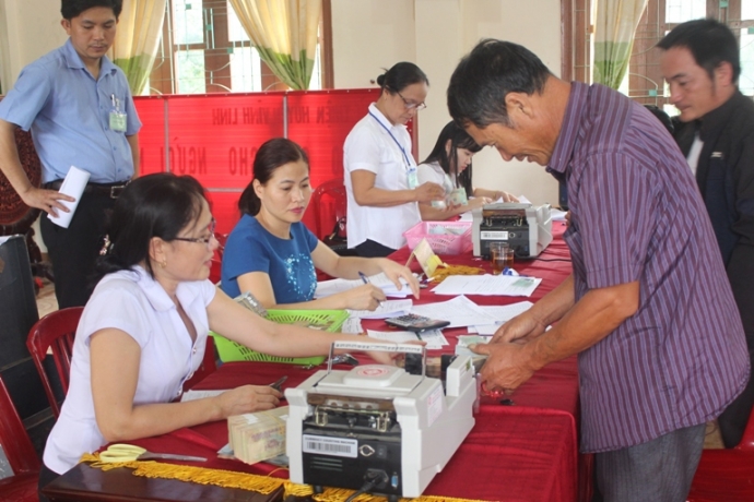 Vu- van- dong- dan- nop- lai- tien- boi- thuong- b