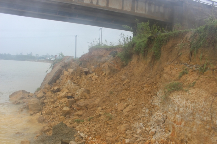 Quang- Tri- Sat- lo- bo- song- Thach- Han- de- doa