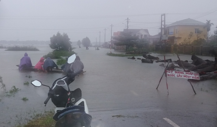 Thua- Thien- Hue- Nhieu- noi- nuoc- lu- bua- vay-