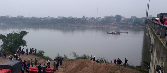 Huy- dong- tho- lan- tim- kiem- giao- vien- nhay- 