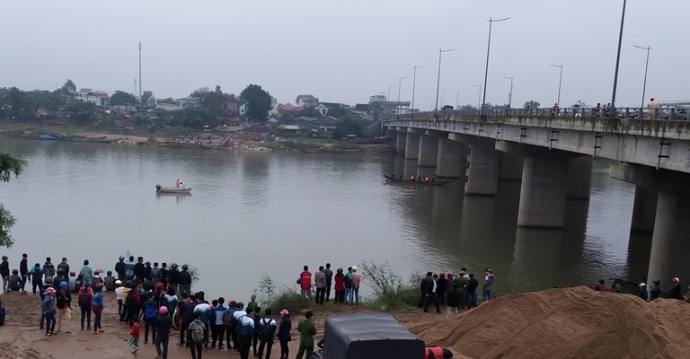 Huy- dong- tho- lan- tim- kiem- giao- vien- nhay- 